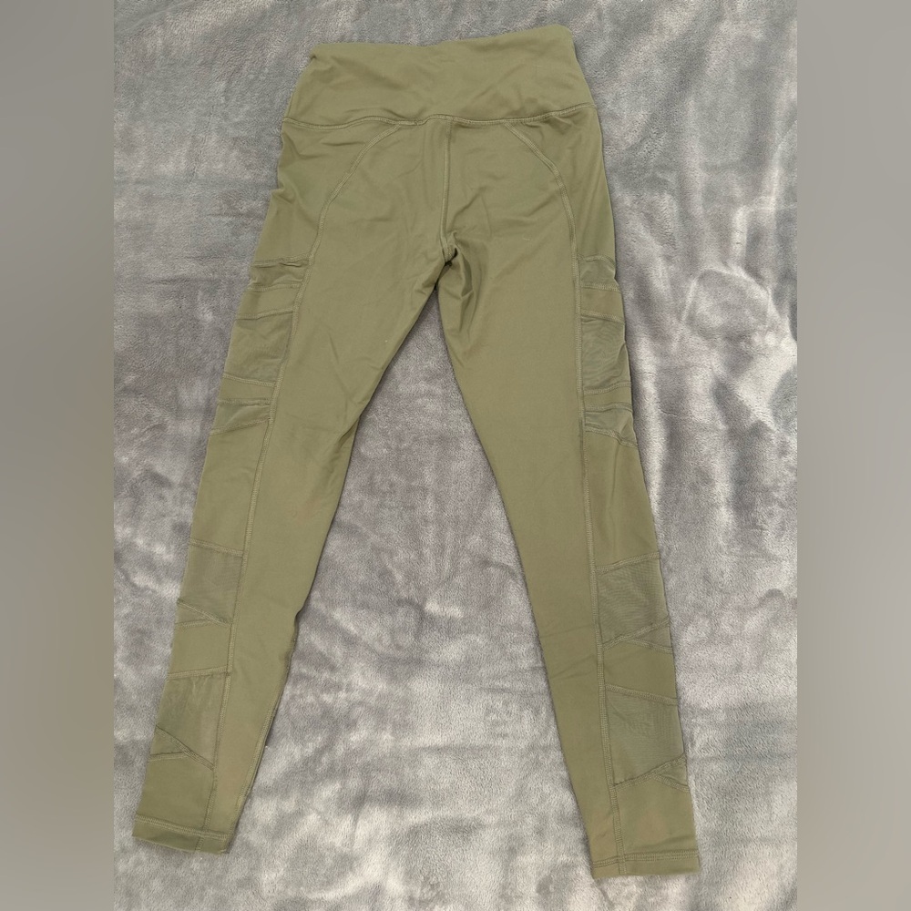 Victoria Secret Sport Olive Green Leggings with Panel Design - Picture 6 of 6